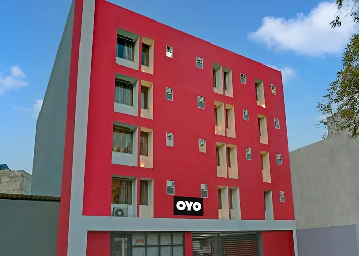 Collection O Hotel Shivam Inn Delhi 