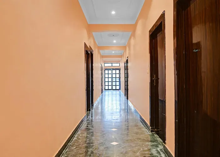 Oyo Flagship Tara Holiday Homes Stay Varanasi