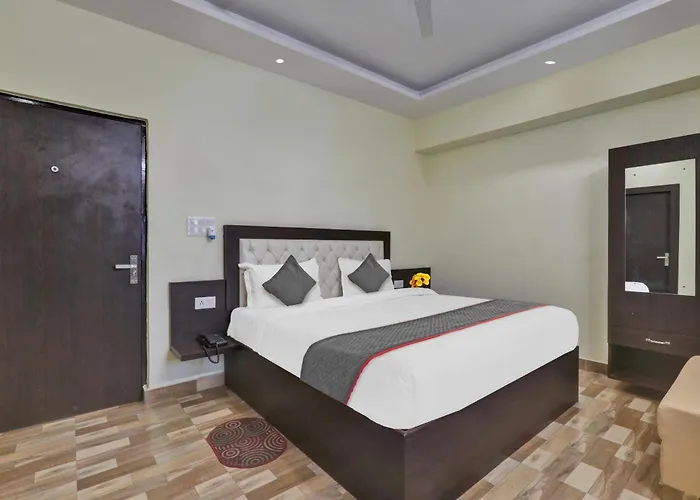 Collection O Starfield Hotel Lucknow