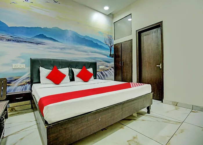 Hotel O Jj Crown Zirakpur