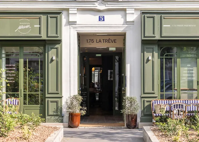 1.75 Paris La Treve Hotel