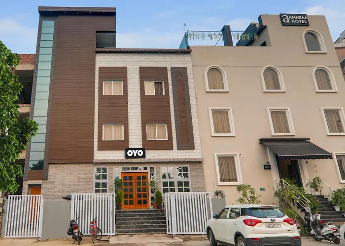 Hotel O Majestic Hotel Near Phoenix Palassio Lucknow
