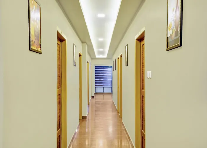 Hotel O Century Regency Kochi
