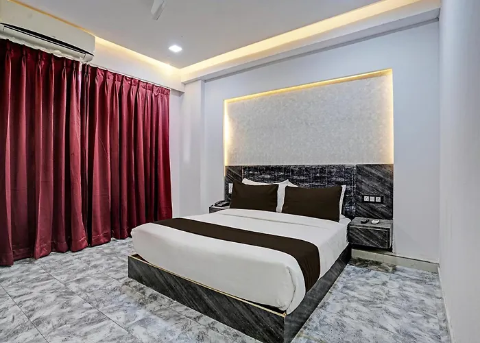 Hotel O Star Galaxy Surat