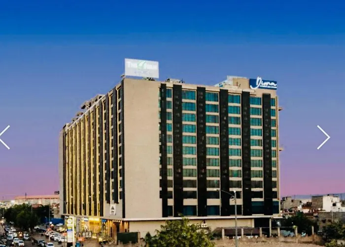 Pink Hotel Grand Anukampa Jaipur