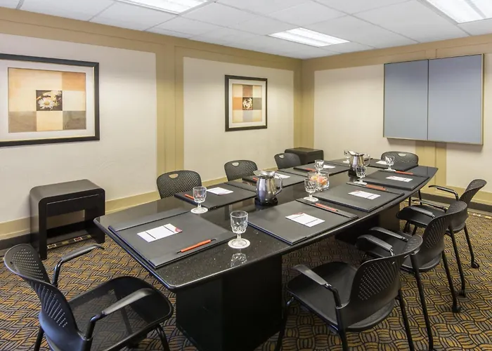 Crowne Plaza Virginia Beach Town Center By Ihg