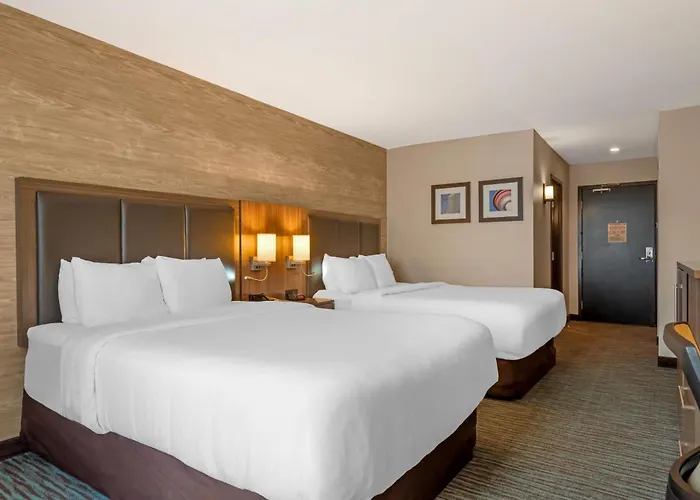 Comfort Inn & Suites Airport North Calgary