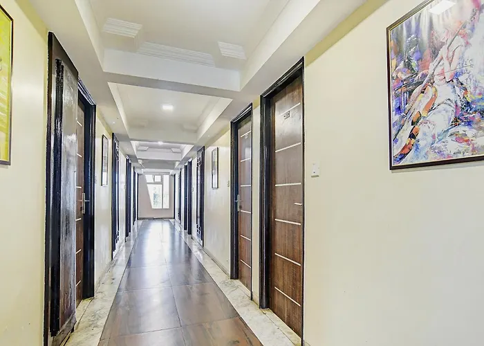 Townhouse Oak Utsav Residency Hotel Indore