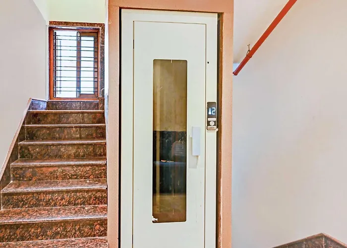 Hotel O Vrindavan Kolkata