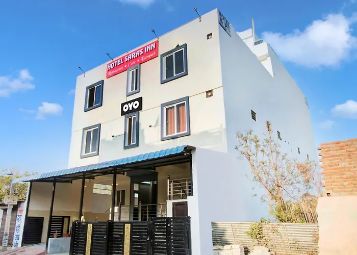 Oyo 82094 Hotel Saras Inn Jaipur