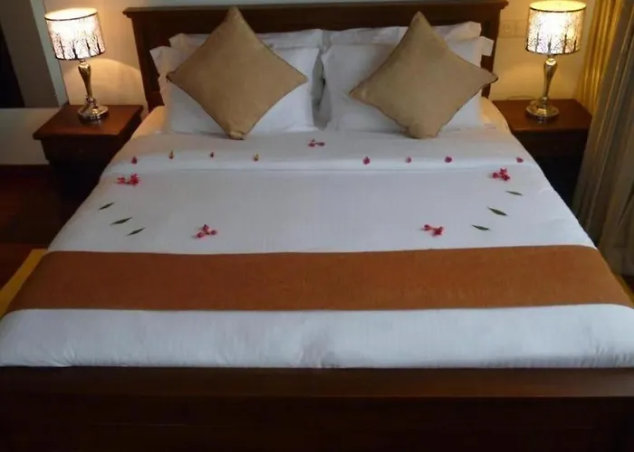 Daffodils Hotel Nuwara Eliya
