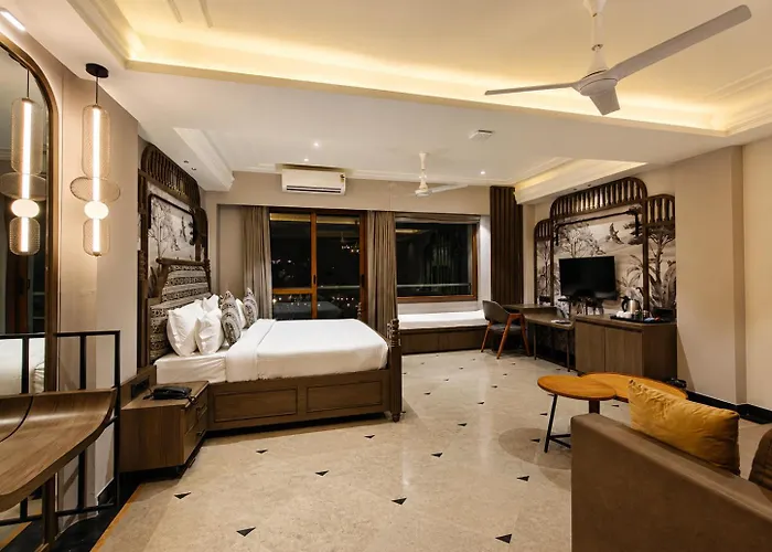 The Luxury Tiger At Lake Pichola Udaipur