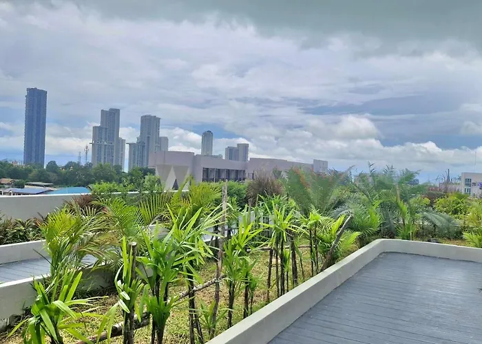 Dday Luxury Pattaya By D-Eco Wellness Centre Hotel