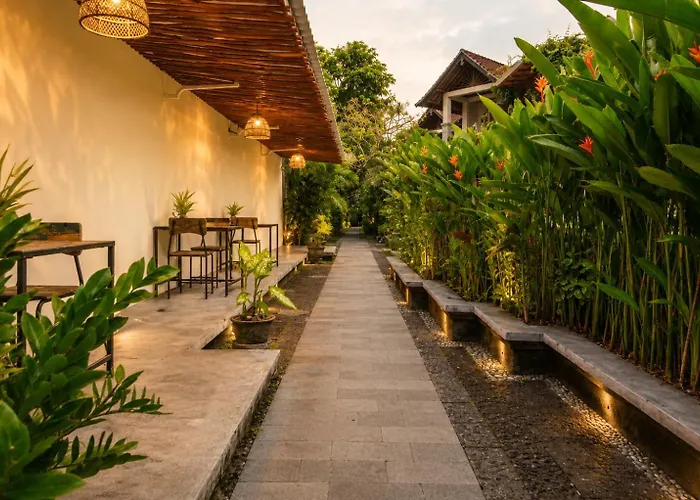Bali Ayu Hotel & Villas 10 Minutes Walking Distance To The Beach Kuta 
