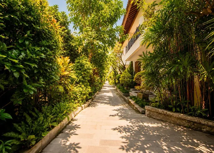 Bali Ayu Hotel & Villas 10 Minutes Walking Distance To The Beach Kuta 