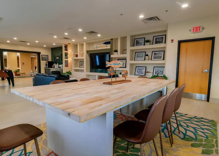 Gateway Hotel & Suites Ocean City, An Ascend Collection Hotel
