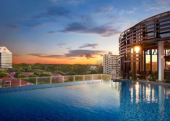 Momentus Hotel Alexandra Singapore