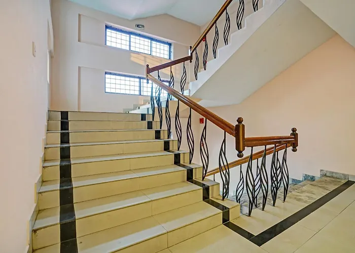 Collection O Hotel Mali Kottayam