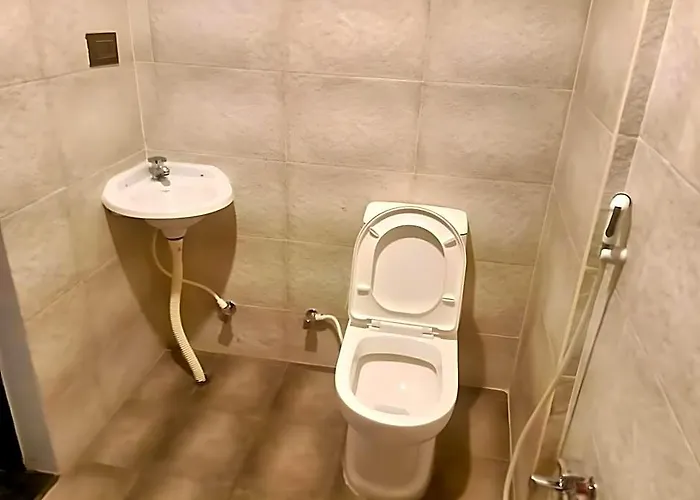 Le Grace Ss Colony Hotel Madurai