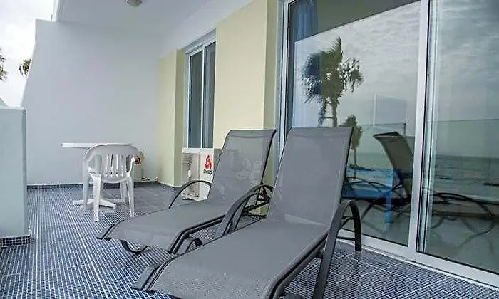 Paphinia Seaview Apartments Paphos