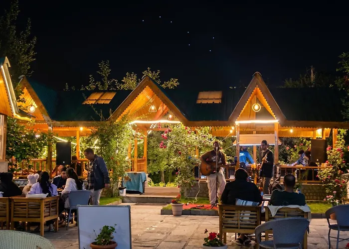 Purnima Little Italy Hotel Manali 
