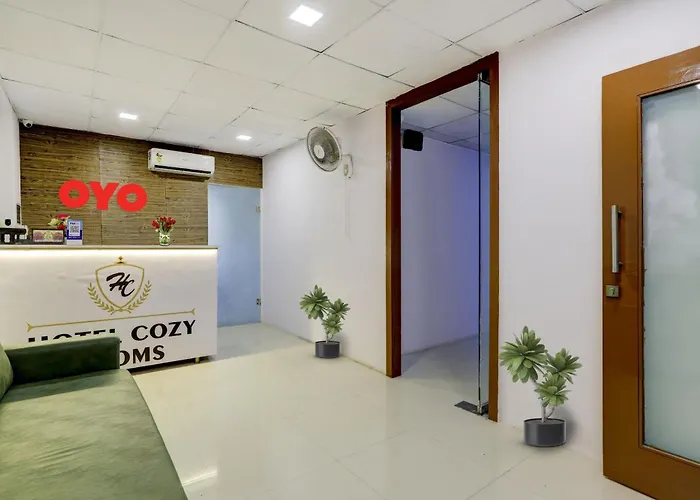 Hotel O Cozy Rooms Surat