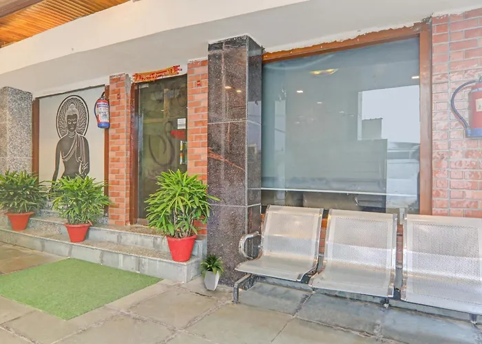 Hotel O Wills International Lucknow