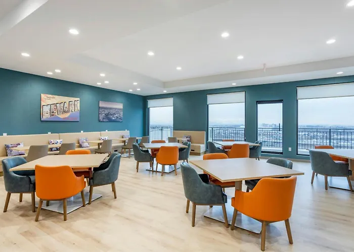 Four Points By Sheraton Newark Airport