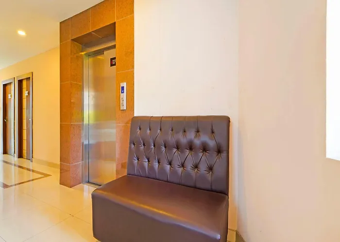 Super Collection O Golden Avenue Hotel Thiruvananthapuram