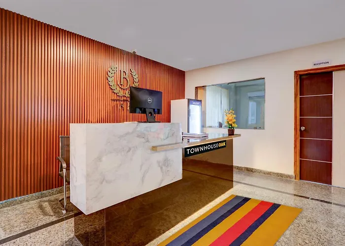 Townhouse Oak Bhooja Hotels Hyderabad