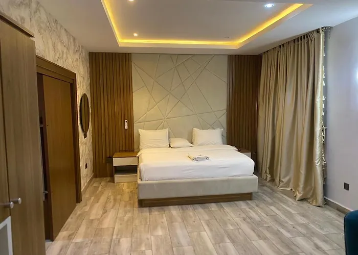 Triple 9 Apartments,Pool & Spa Abuja