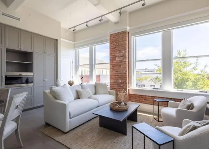 The Brent Lofts Aparthotel Pensacola