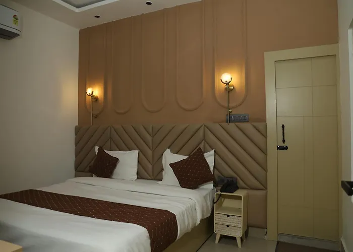 Divine Hotel Karnal