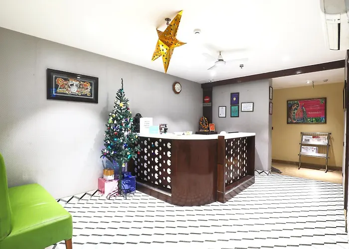 Hotel Bluestone Nehru Place By The Cosy Hotels New Delhi