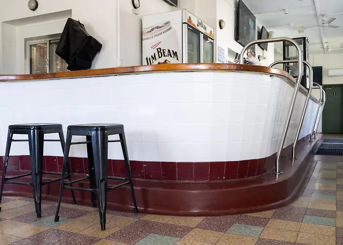 Queensport Tavern And Motel Brisbane
