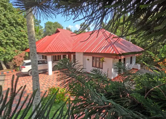 Avalon Grove Bed & Breakfast Thekkady