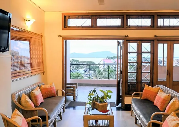 River Breeze Home A Comfort Stay Guwahati