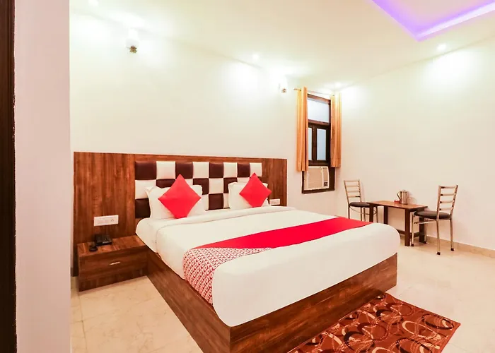Hotel O Diamond Star New Delhi