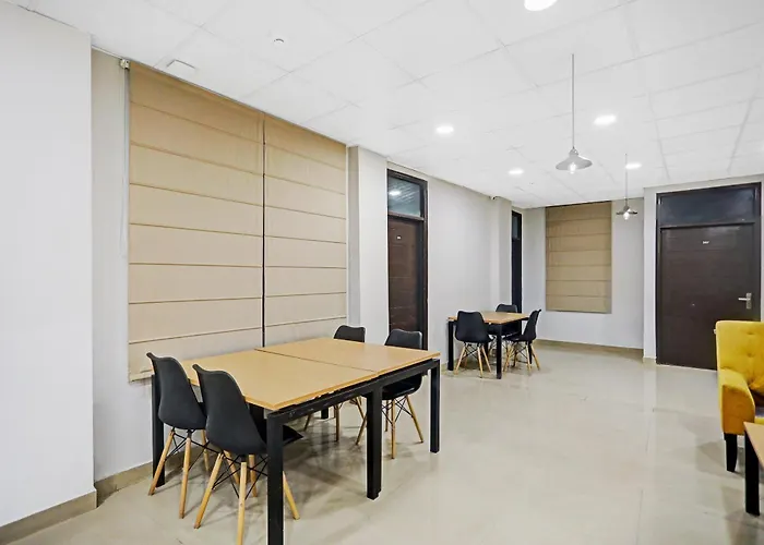 Super Collection O Agniv Residency Near Saket Metro Hotel New Delhi