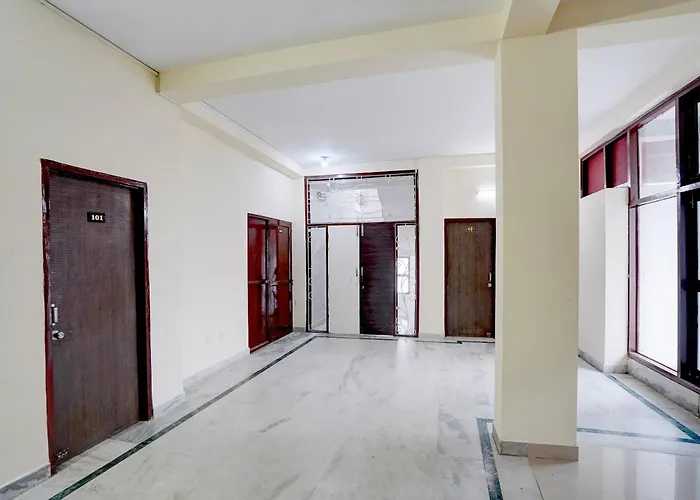 Super Hotel O Rajbanshi Nagar Patna 