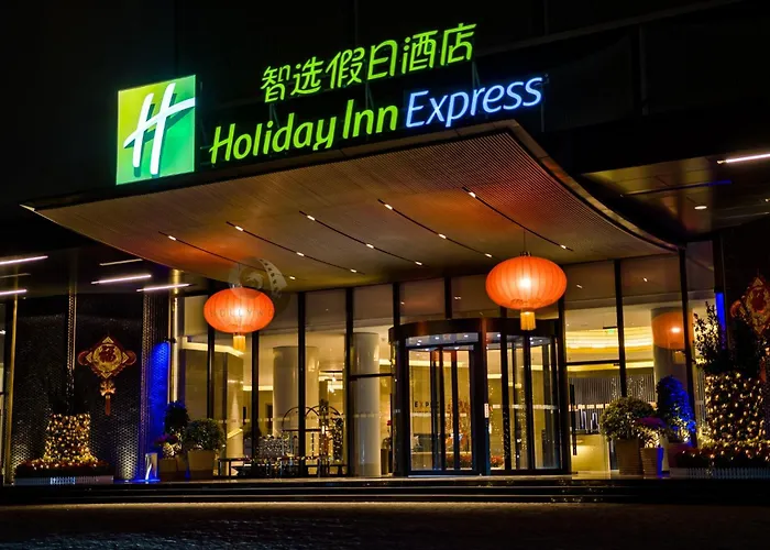 Holiday Inn Express Shenzhen Dongmen By Ihg