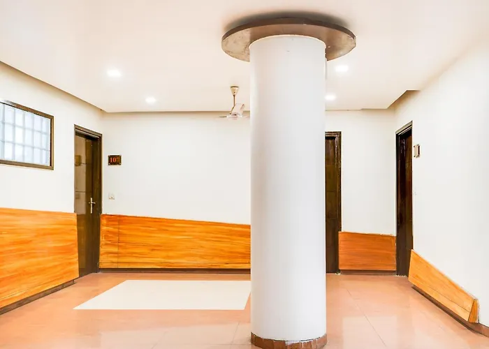 Hotel O Grand Peepal Delhi 