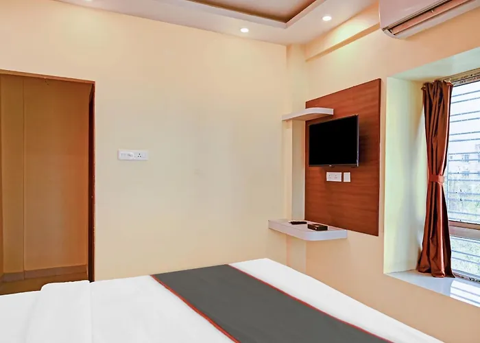 Collection O New Avro Hotel Near Eco Park Kolkata