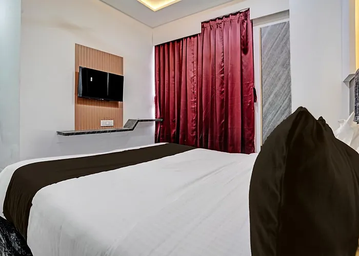 Hotel O Star Galaxy Surat