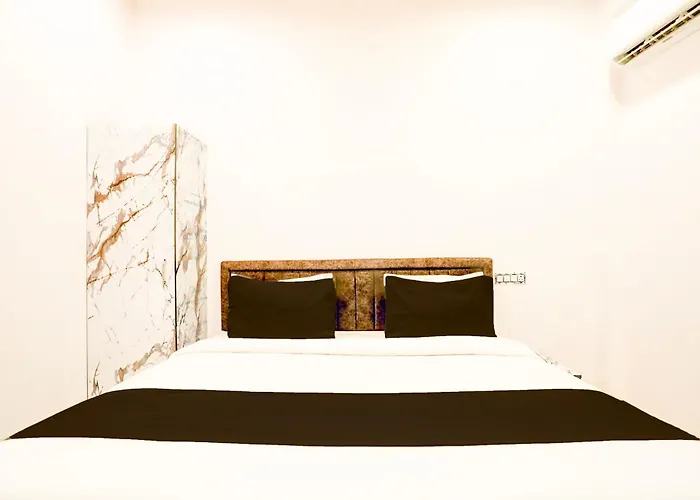 Hotel O Aditya Residency Varanasi