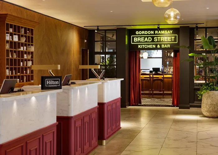 Doubletree By Hilton Bath Hotel