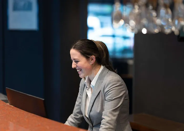 Mercure Wellington Central City Hotel And Apartments