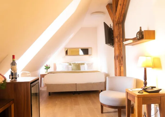 Hotel Golden Key Prague Castle