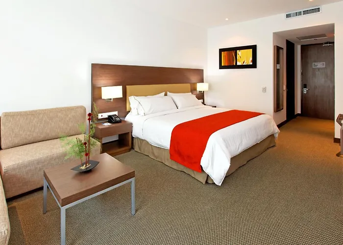 Holiday Inn Express Bogota - Parque La 93 By Ihg