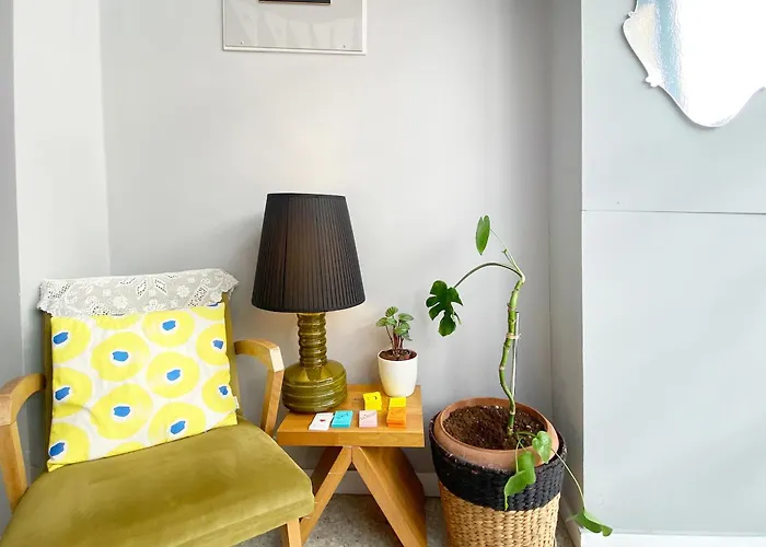 Live In Athens, Psyrri Central Apartments